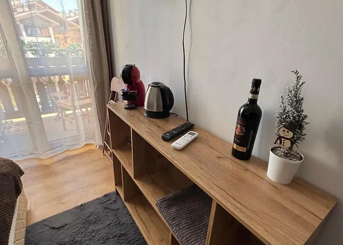 Апартамент Smart - Refurbished With Balcony And Parking *