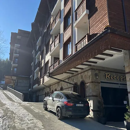 Smart - Refurbished With Balcony And Parking