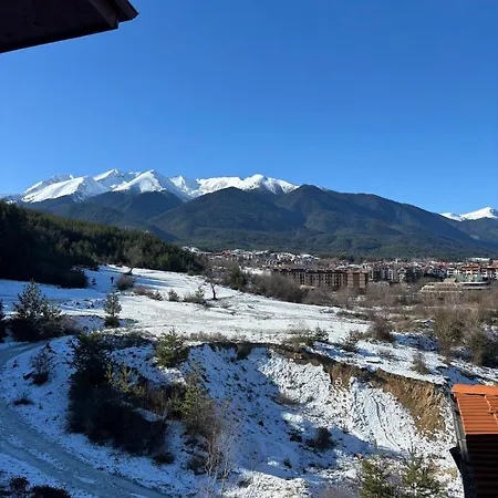 Smart - Refurbished With Balcony And Parking アパート