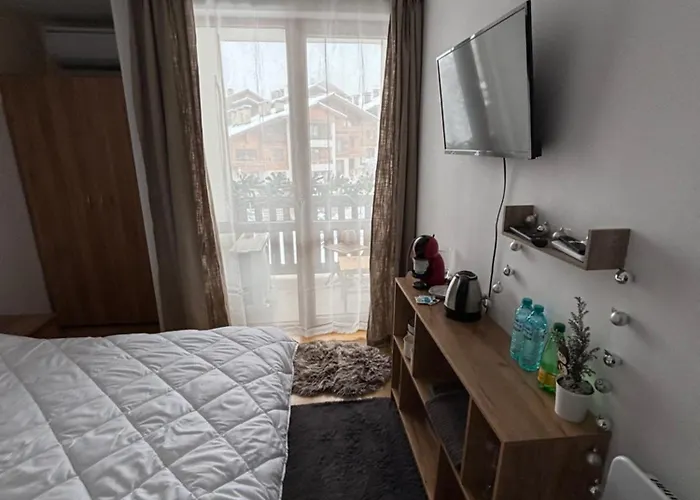 Smart - Refurbished With Balcony And Parking 公寓 班斯科