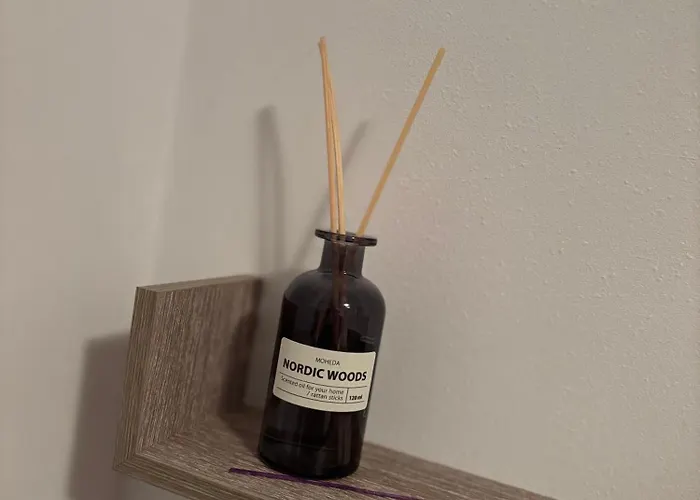 Smart - Refurbished With Balcony And Parking