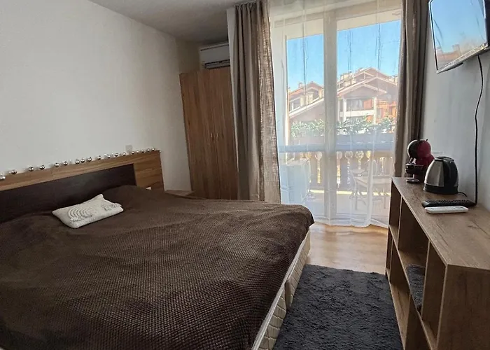 公寓 Smart - Refurbished With Balcony And Parking *